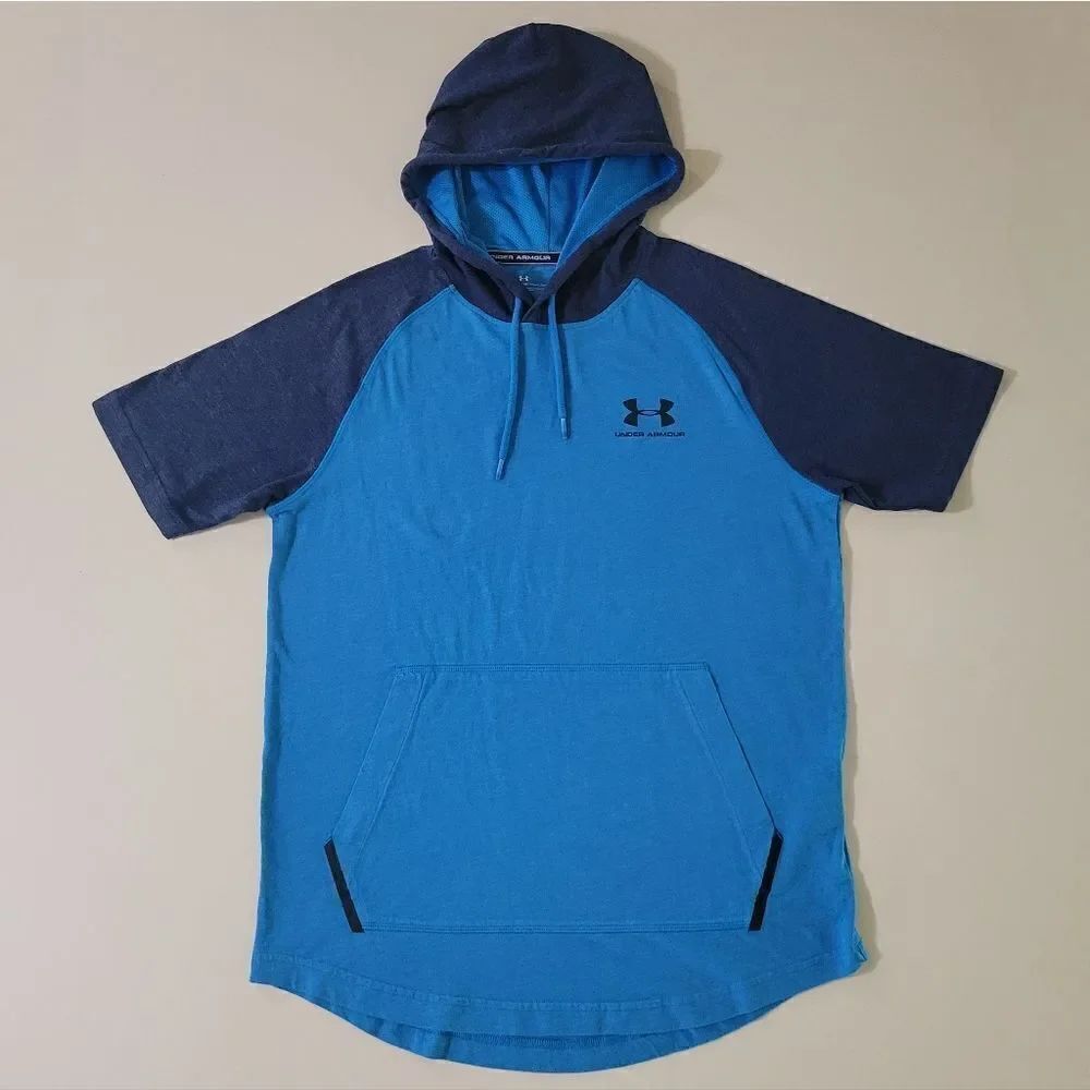 Under Armour Men's HeatGear Hooded Short Sleeve Pullover Shirt